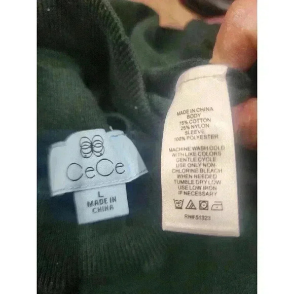 CeCe Green Long Lace Sleeve Blouse size Large - Picture 4 of 6